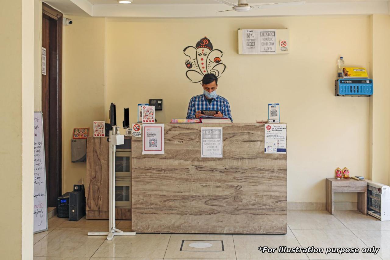 Oyo Flagship Lotus Lakeview Apartments Singānallūr エクステリア 写真